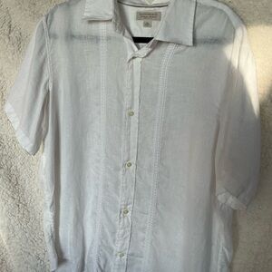 Banana Republic Light Casual Button Down Shirt